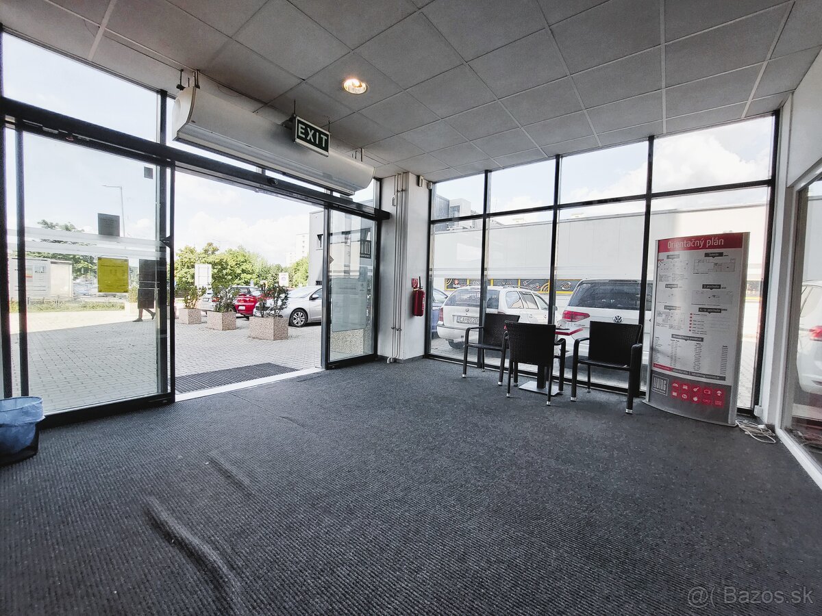 EXKLUZÍVNE Obchodno - administratívne priestory LIVING CE - 5