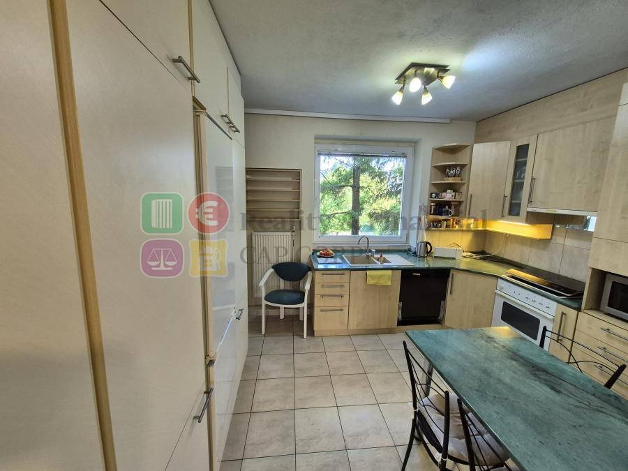 Predaj 3-izb. byt Nitra-centrum,115 m2,garáž, záhradka, Exkl - 5