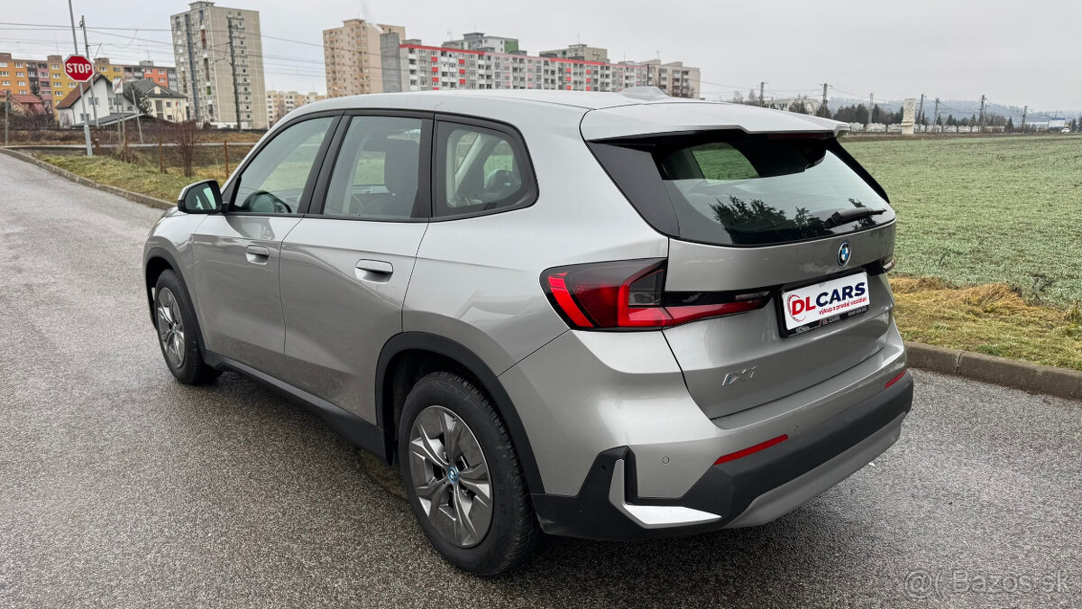 BMW iX1 30 xDrive - 5