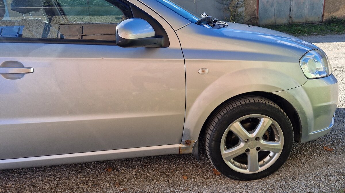 Chevrolet Aveo - 5