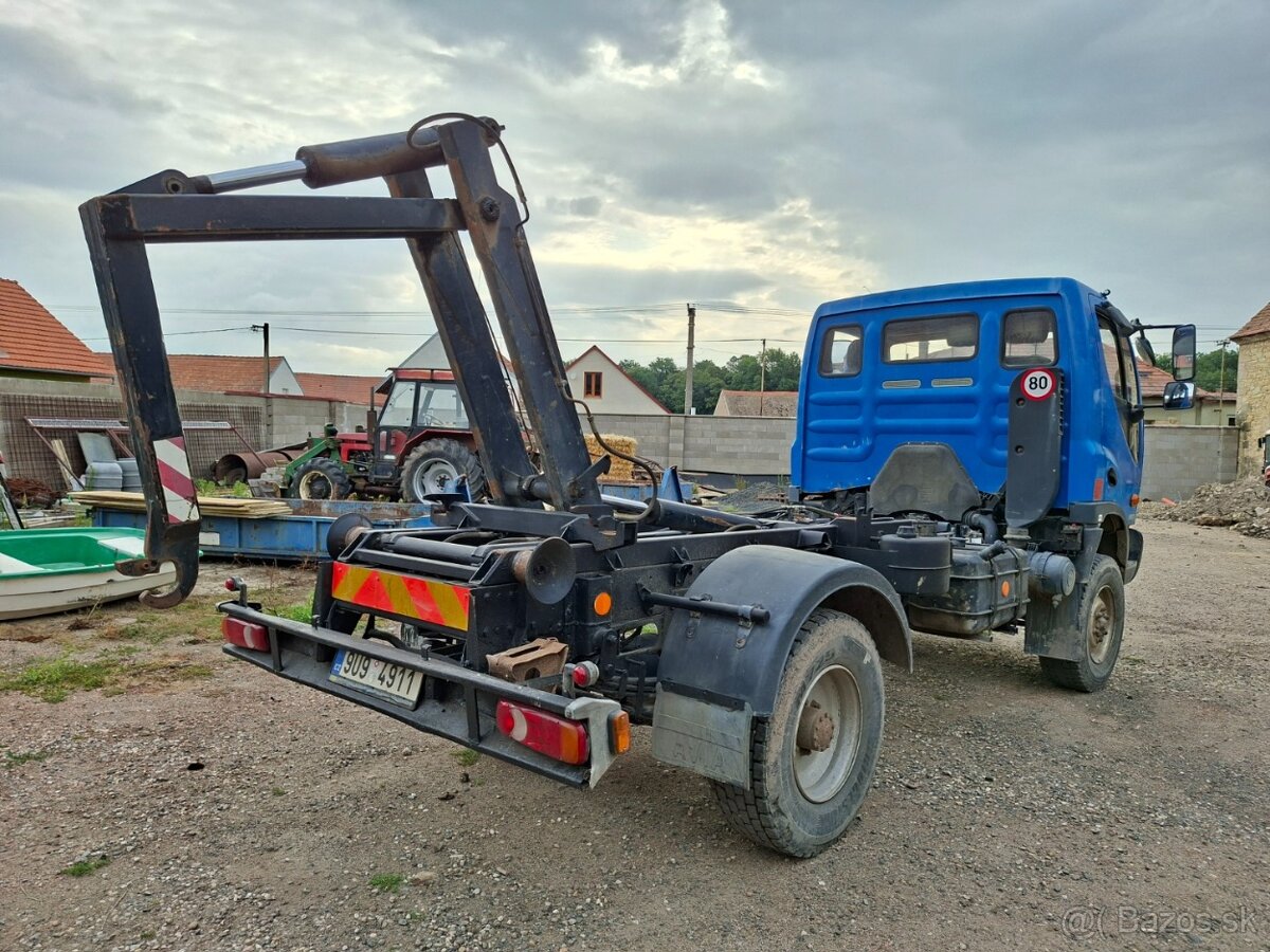 AVIA D90 4X4 - 5