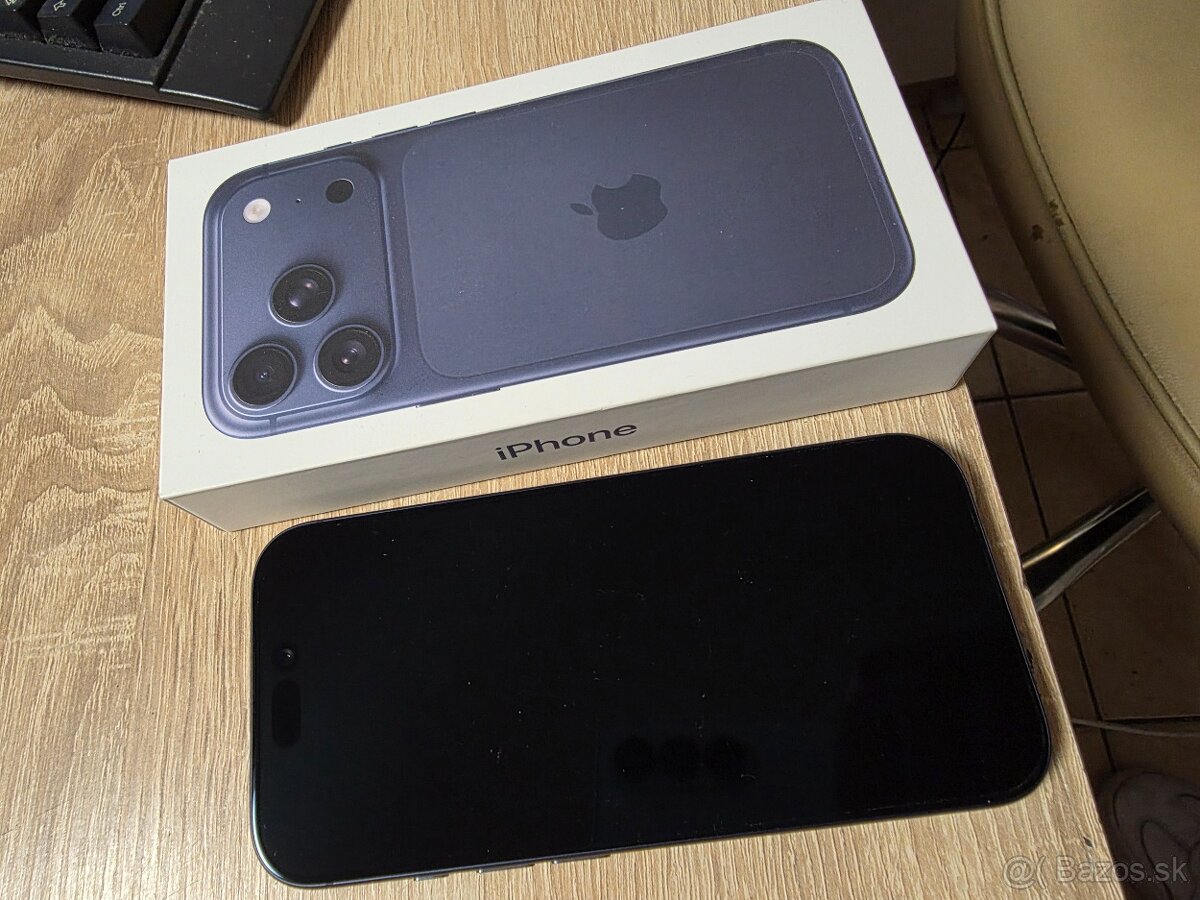 Apple iPhone 17 Pro 256GB Deep Blue - 5