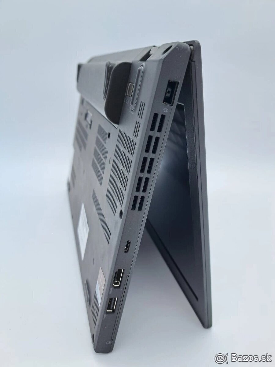 Lenovo ThinkPad X270 | i5 • 8GB RAM • 256GB SSD - 5