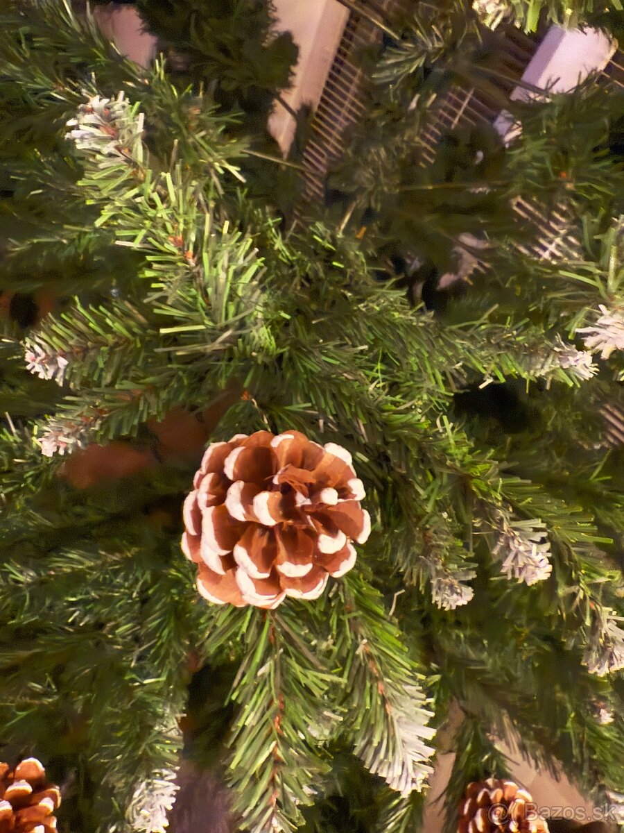 Vianočný umelý stromček - 5