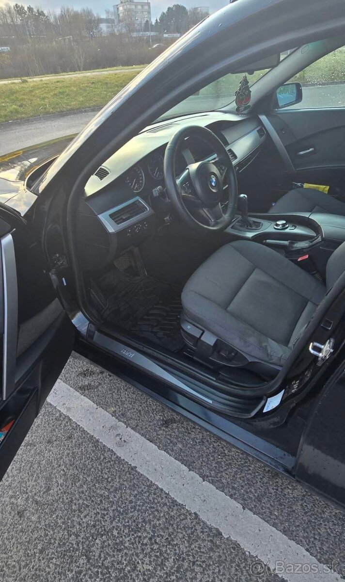 Predám BMW E61 525D M paket - 5