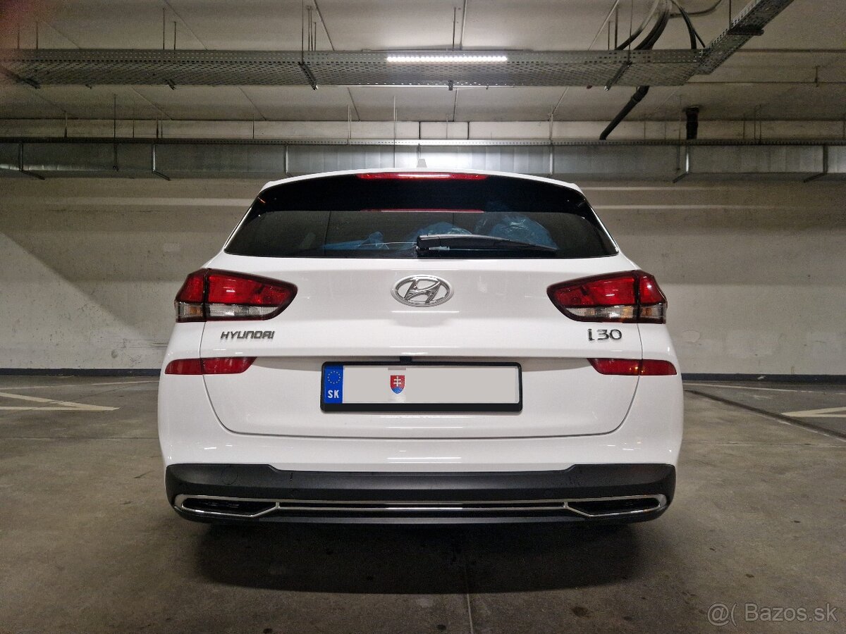 Hyundai i30 combi family 1.5i DPi 81kW 48000km facelift CW - 5