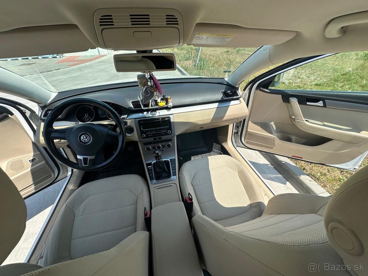 Predam Volkswagen Passat B7 - 5