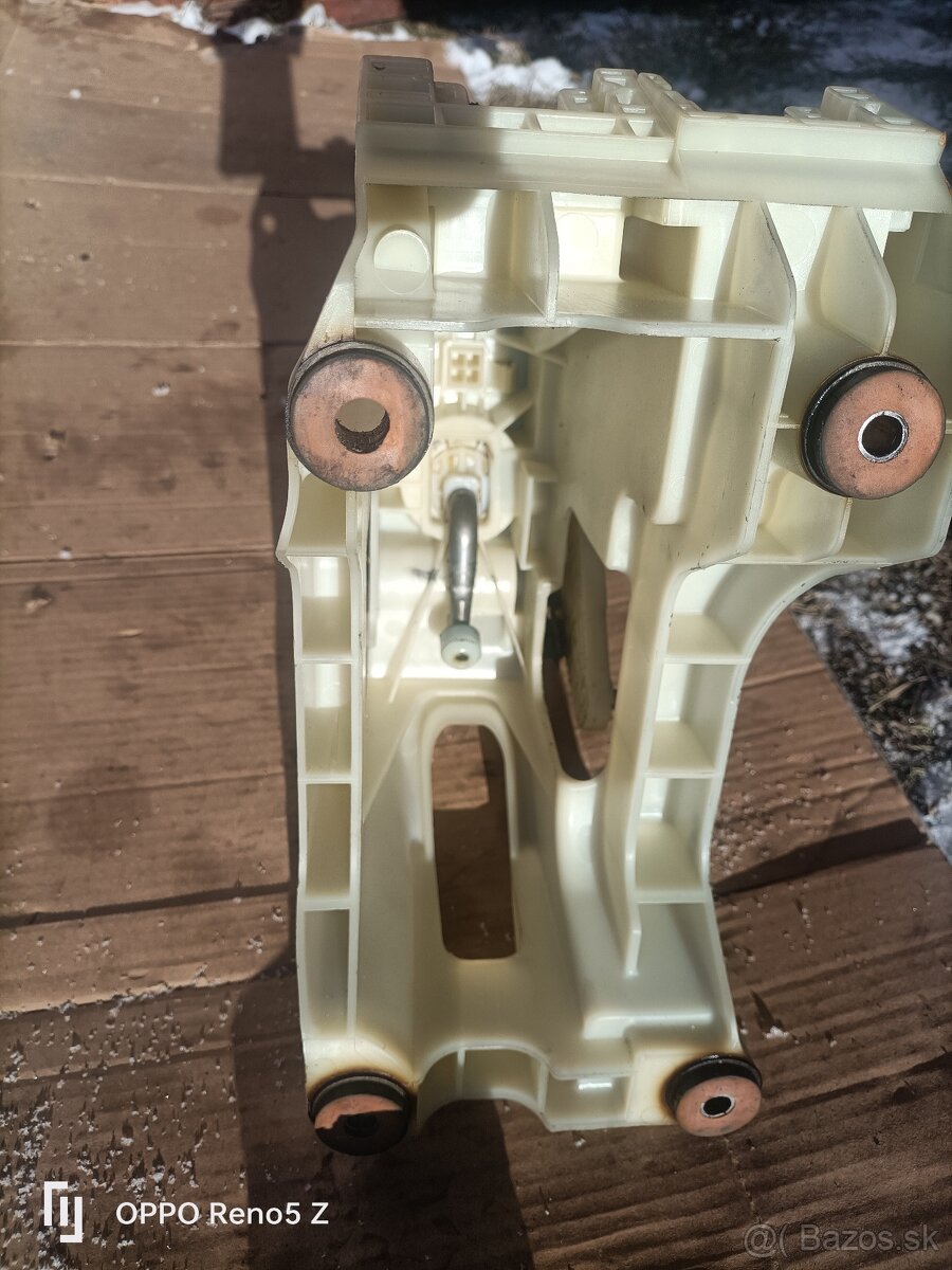 Kulisa Kia Sportage 3 1.7 CRDi - 5