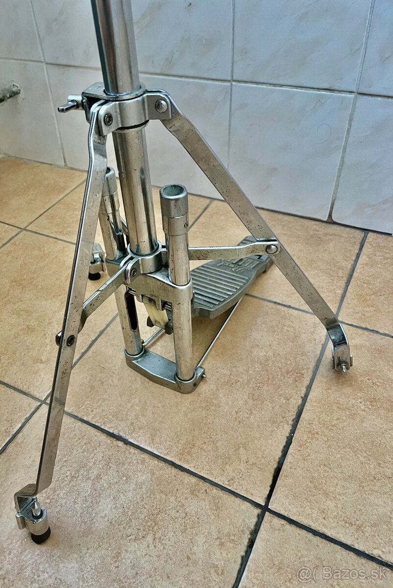 Pearl hi hat. - 5