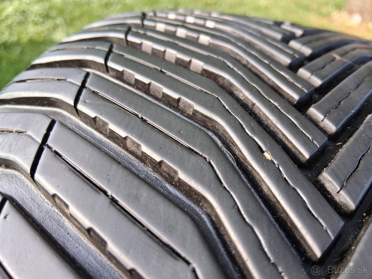225/50 r17 celoročne pneumatiky - 5