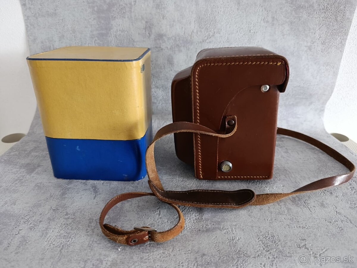 Starý československý fotoaparát Flexaret VII s krabici a pou - 5