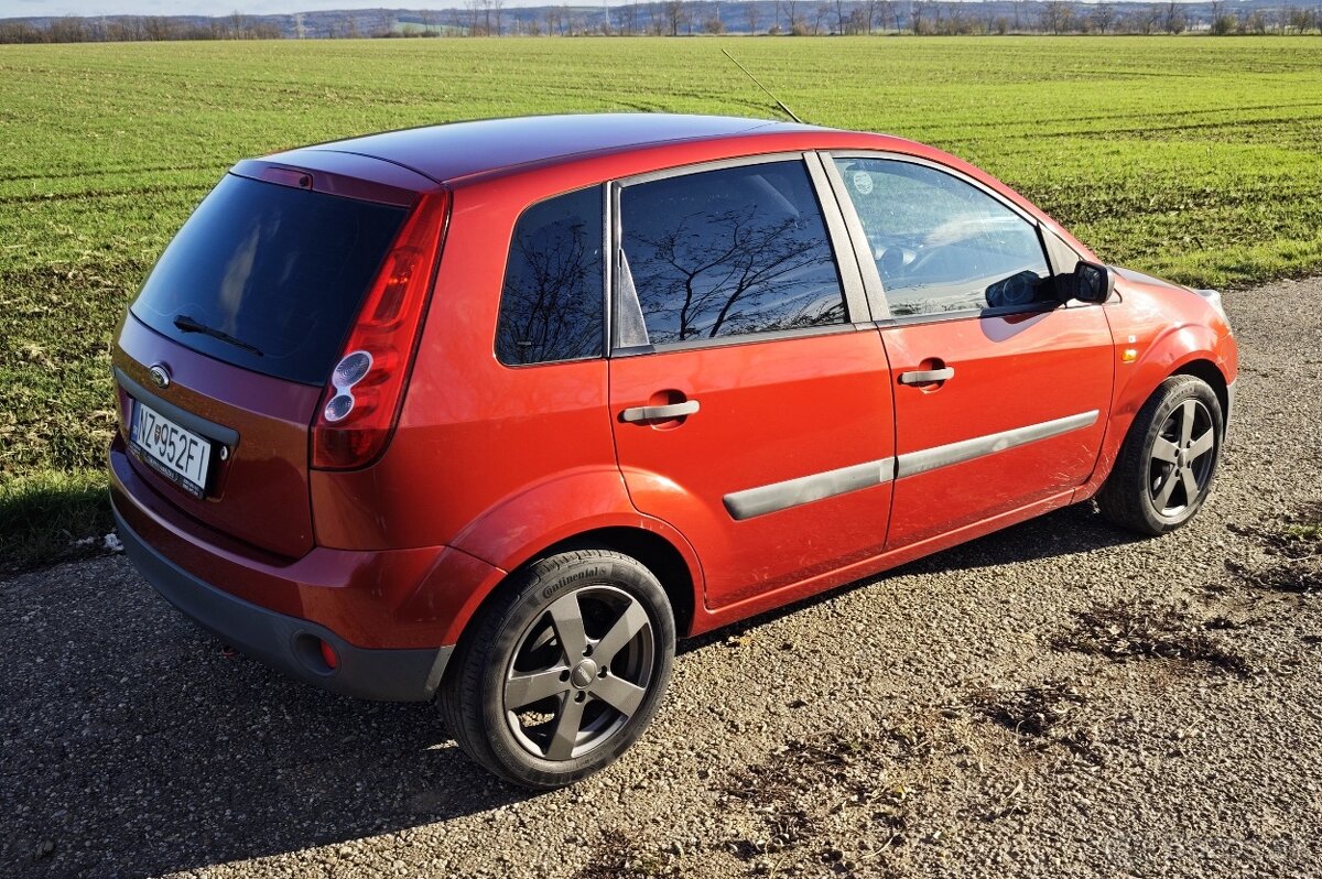Fiesta 1.25, 55 kw/M5, 2008 benzín - 5