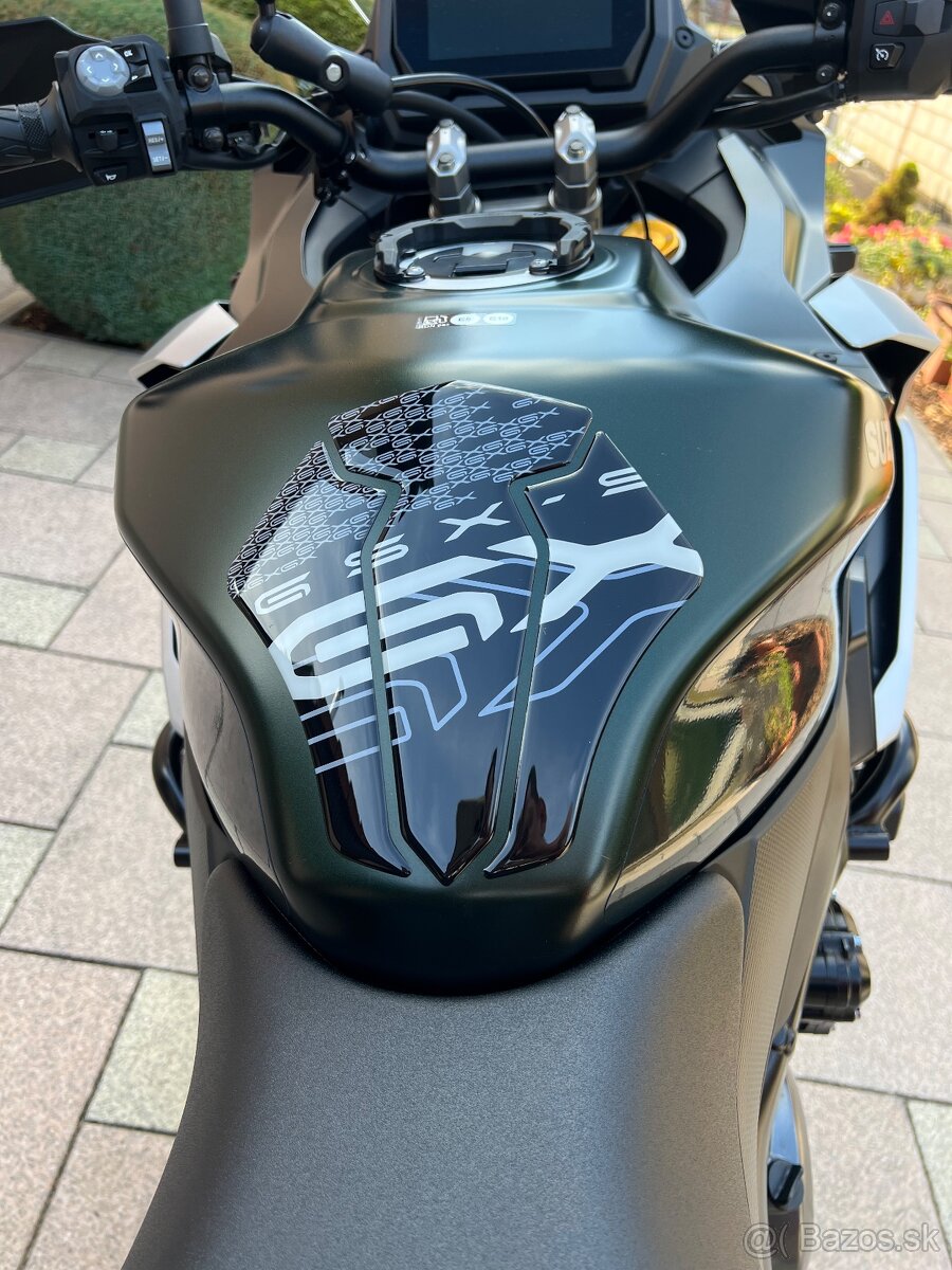 Suzuki GSX S1000 GX - 5