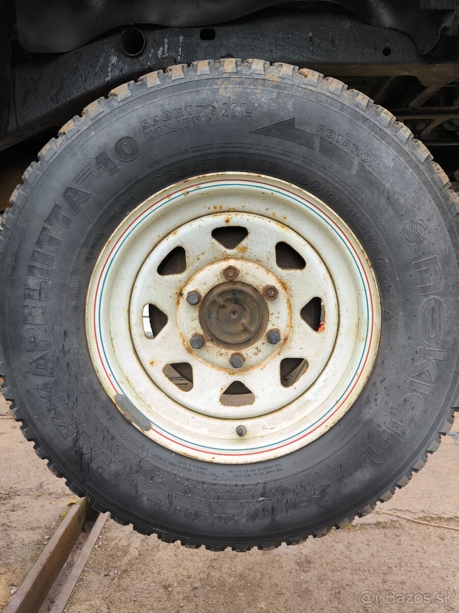 DISKY TOYOTA HILUX R15