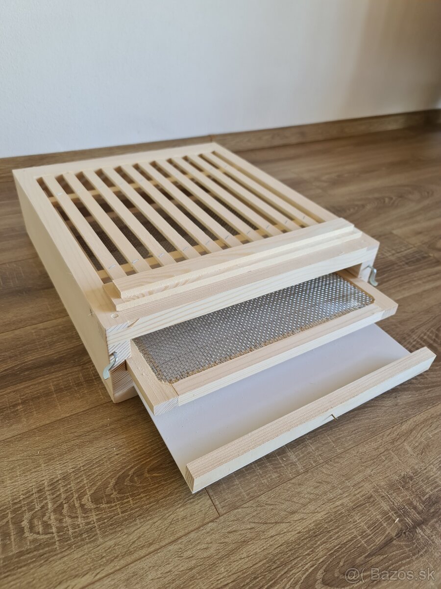 Predám nové včelie úle B10 a E10 s príslušenstvom - 5