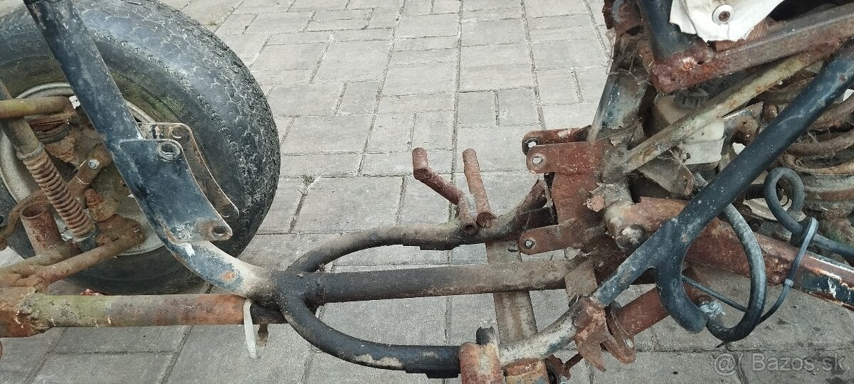 Štvorkolka jawa