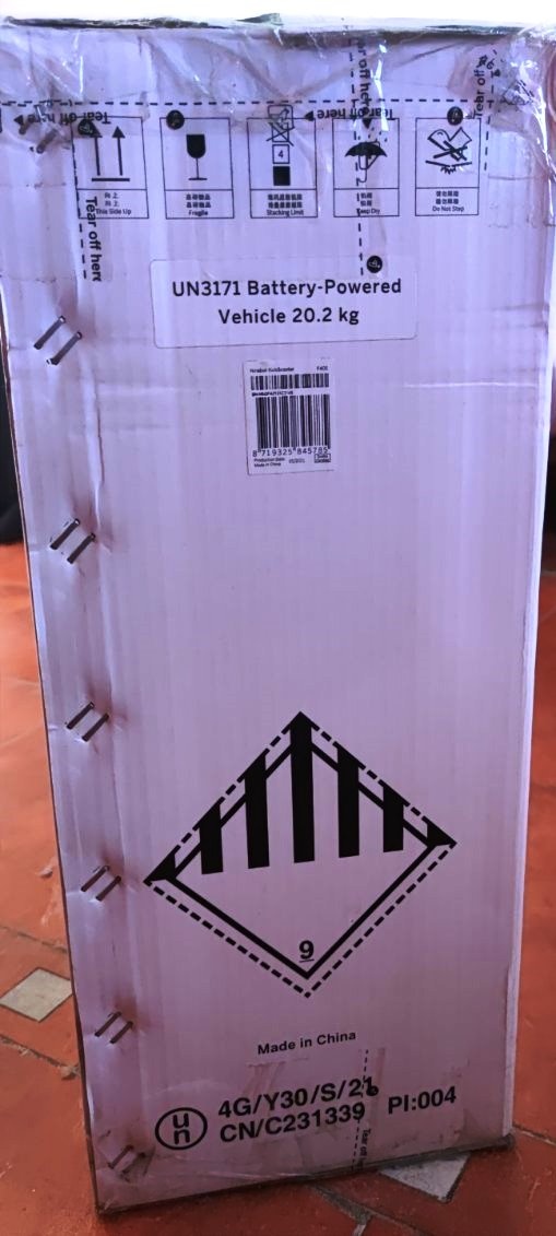 Elektrokolobežka Kickscooter model F40E, nevhodný darček, ce - 5