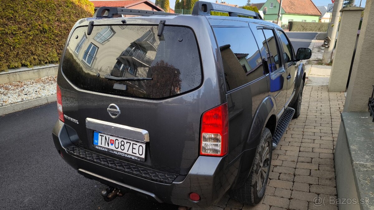 Nissan Pathfinder 3.0 diesel 170kW - 5