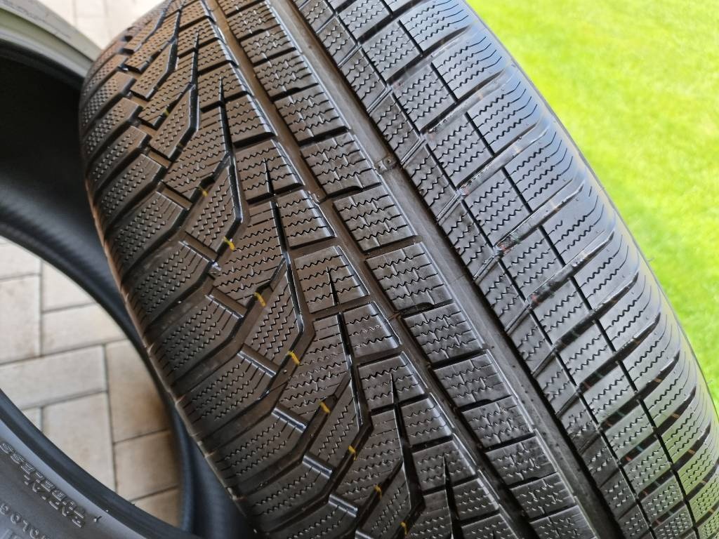 pneu 21" 285/45R21 HANKOOK zimné 7mm - 5