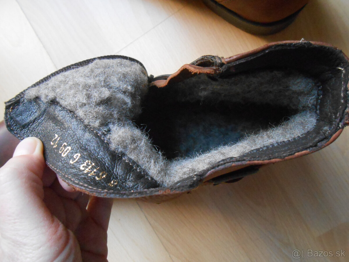 Pánske čižmy RISBUT nové, č. 40 - 5
