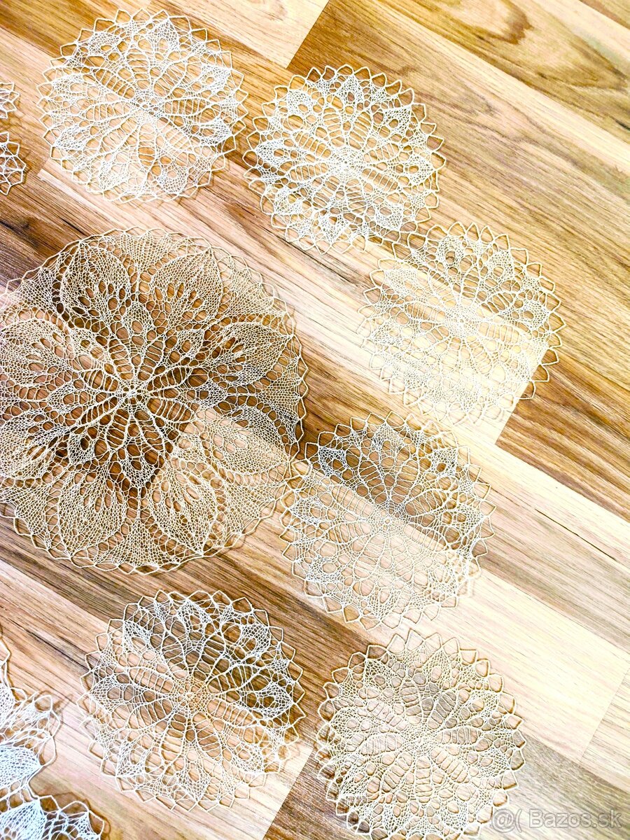 RUČNE HÁČKOVANÉ KRÁSNE DEČKY-3 sady - 5