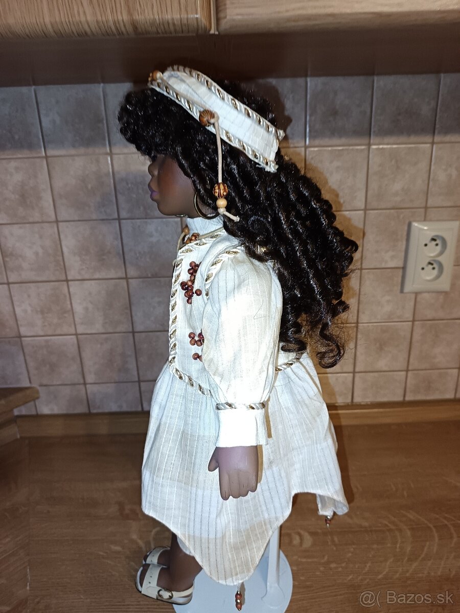 Porcelánová bábika. - 5