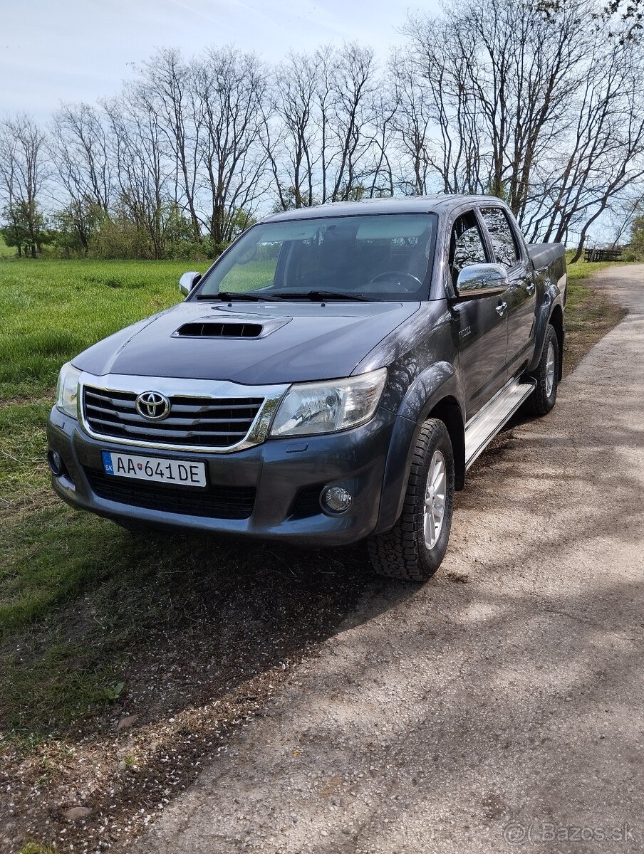 Toyota Hilux 3.0D4D automat