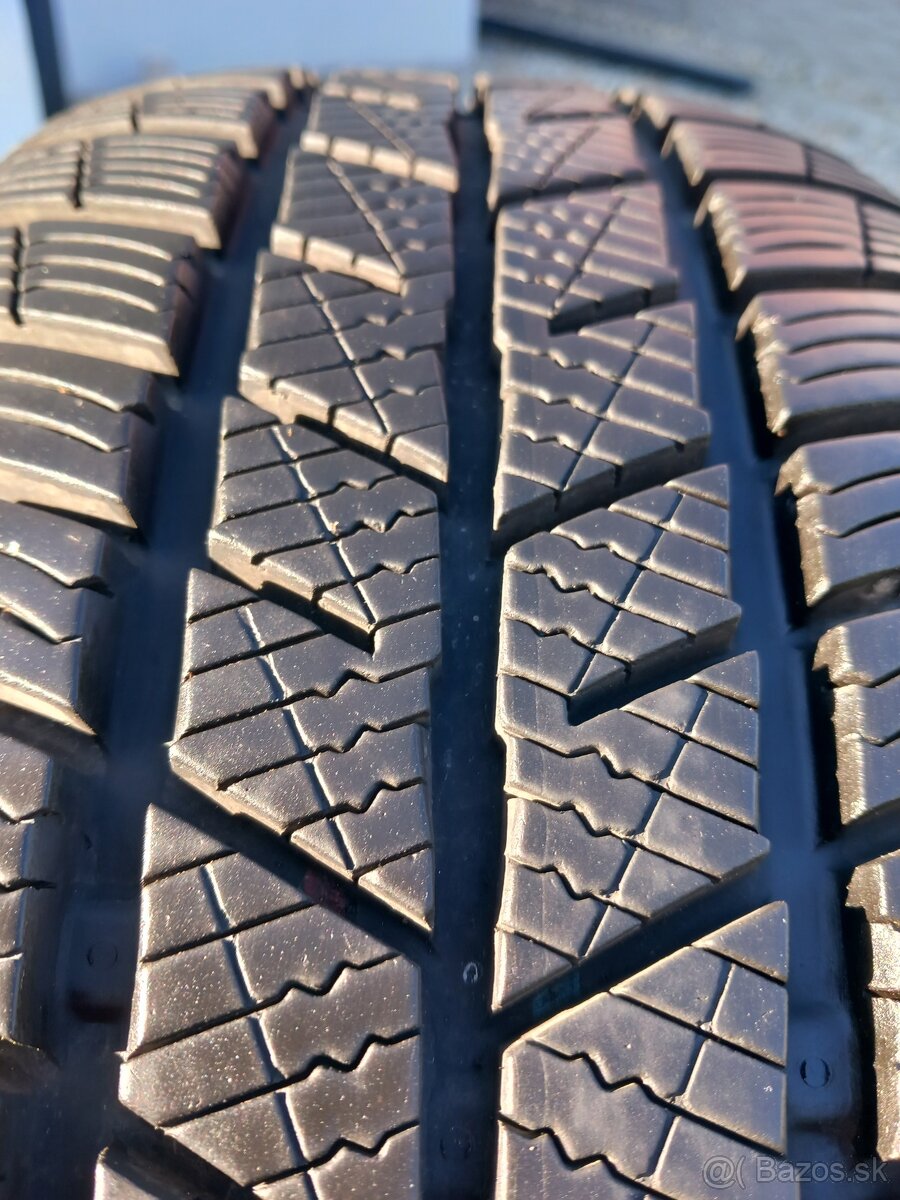 205/55 r16 zimne pneumatiky barum - 5