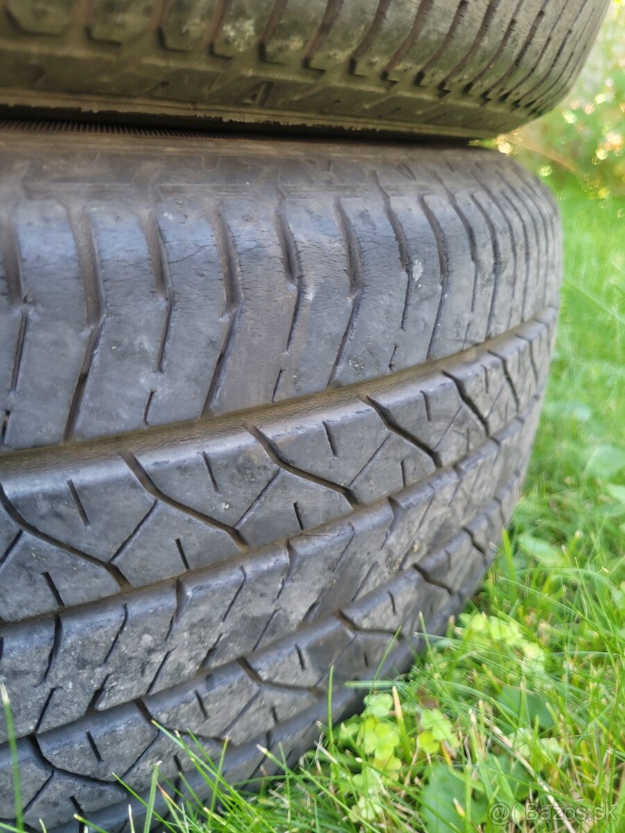 Predám letné pneumatiky DUNLOP 215/65 R16 - 5