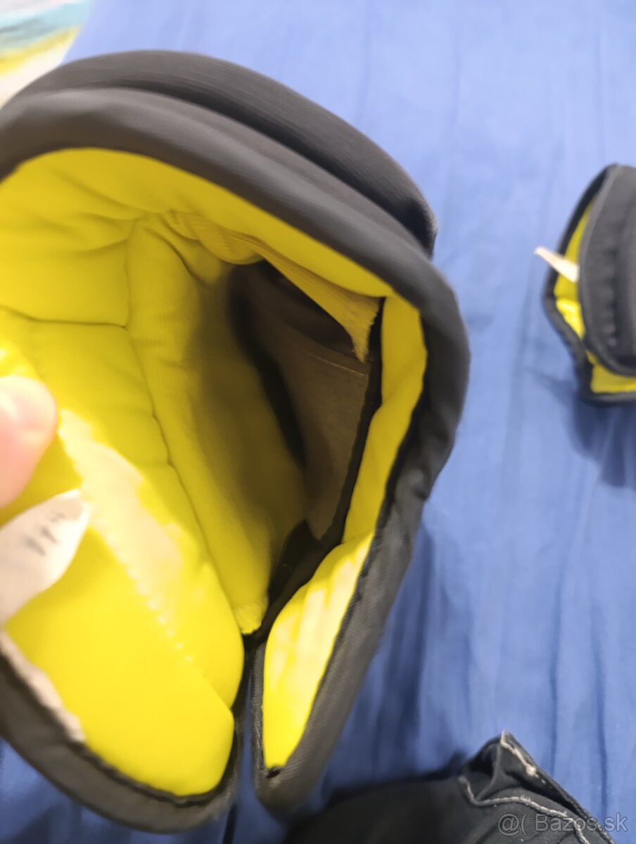 Predám hokejové rukavice 11' - 5