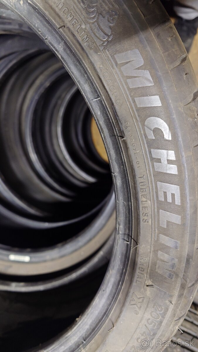 Letné pneu 205/45 R17 - 5