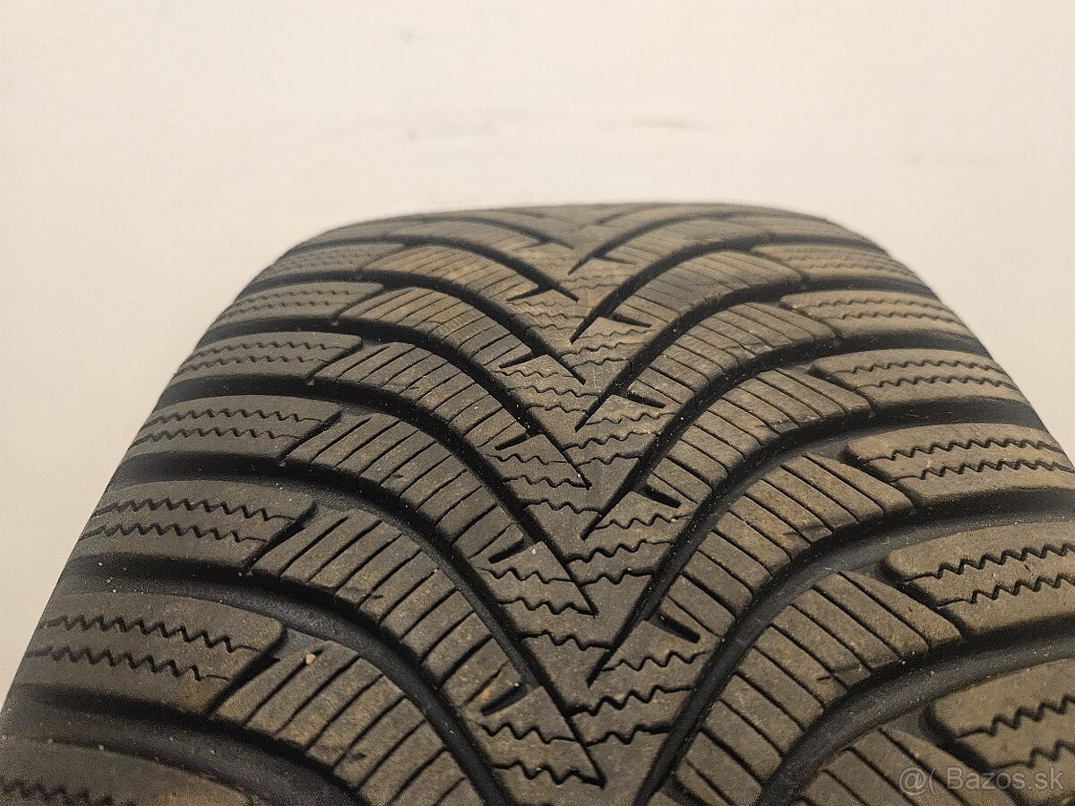 Atraktívna zimná sada Dezent - 5x112 r17 + 225/45 r17 - 5