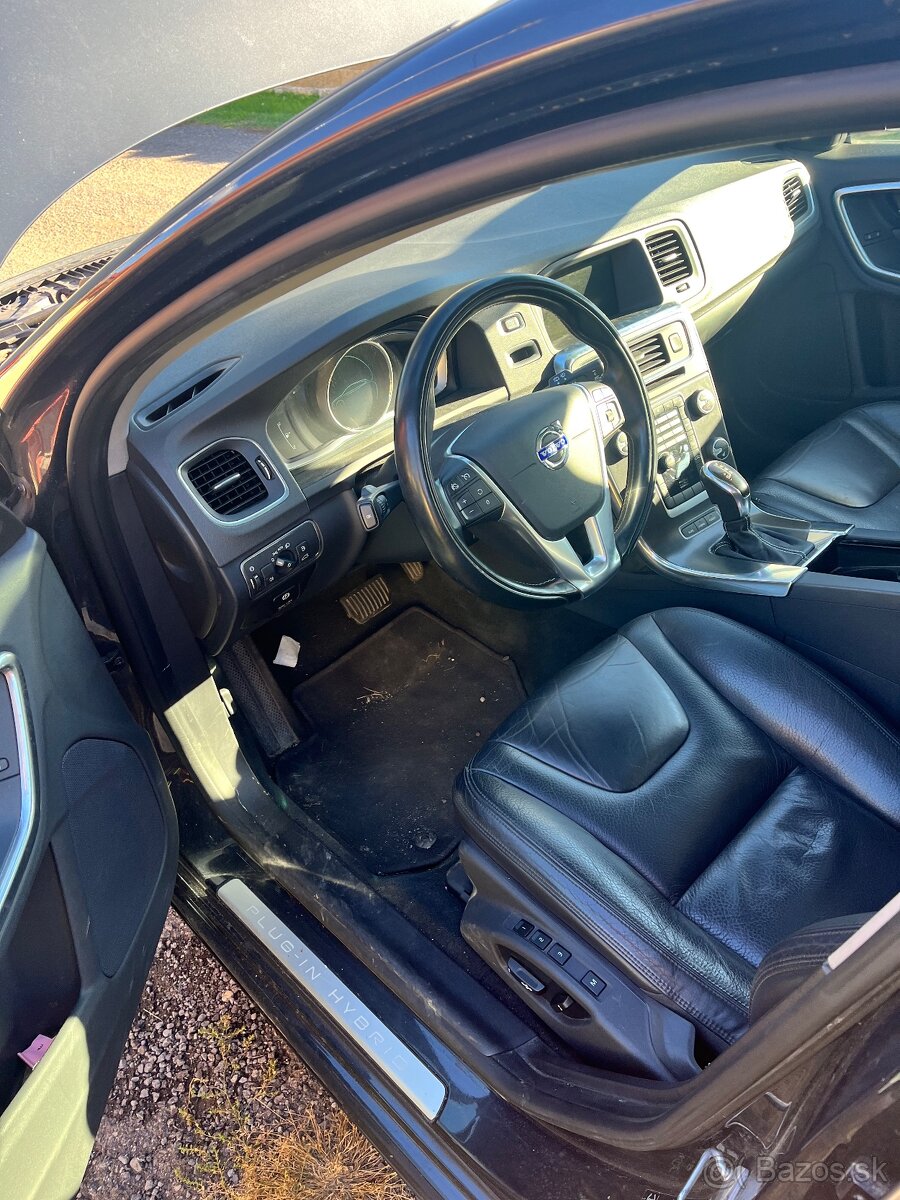 Volvo V60 D6 Plugin Hybrid AWD - 5
