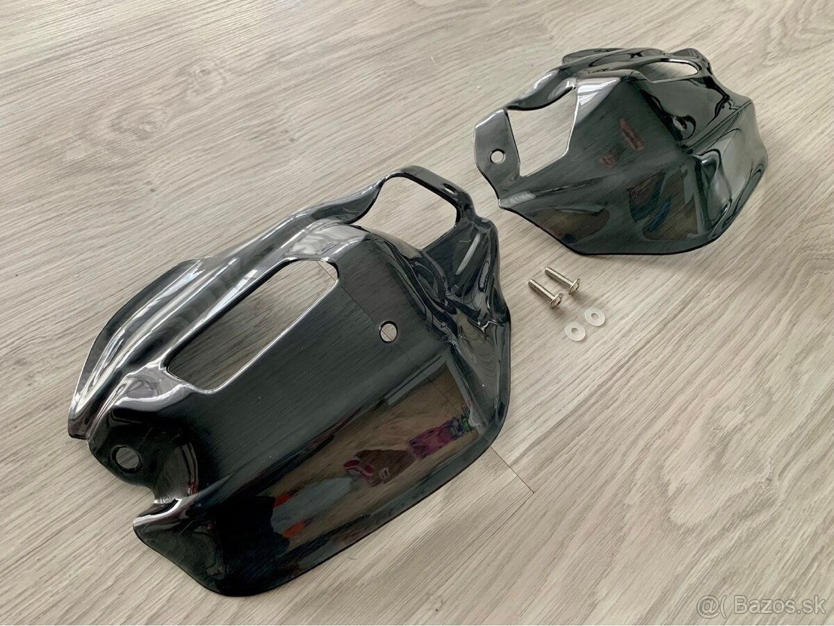 Deflektor na riaditka Honda - 5