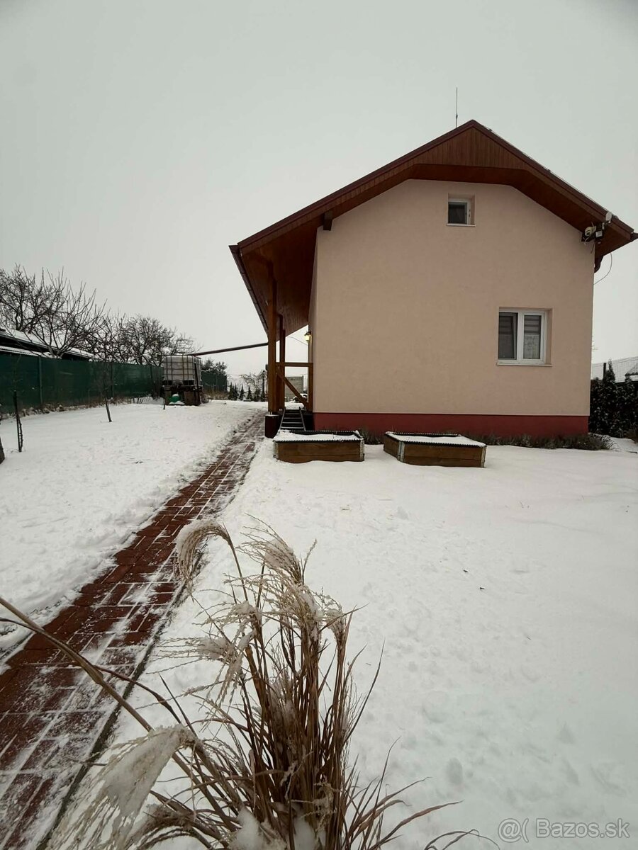 Celoročná chata nad mestom - 5