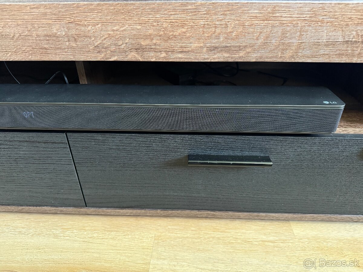 LG OLED TV 55” - 5