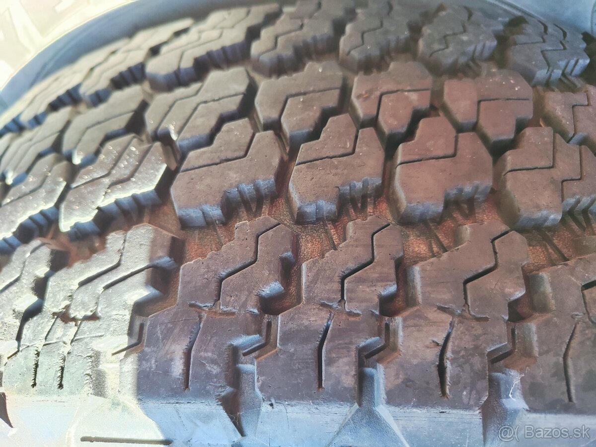 Pneumatiky R17 a disky 6x139,7 R16 - 5