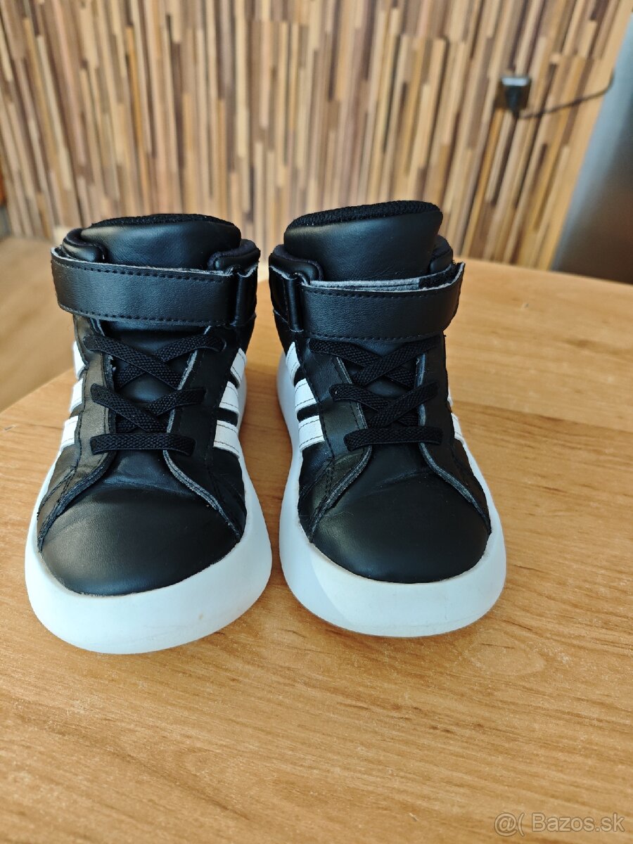 Adidas č.27 - 5