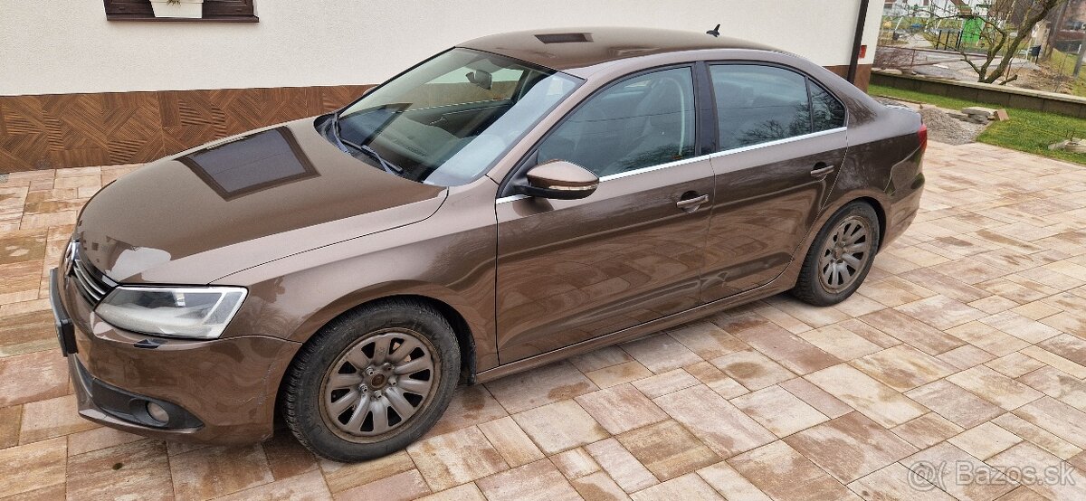 VW JETTA Highline 2,0 tdi 103kw r.v 2011 - 5