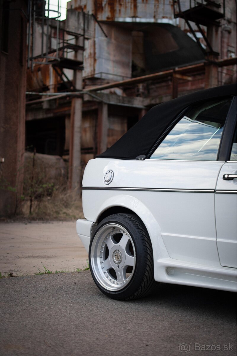 Volkswagen Golf MK1 Cabrio - 5