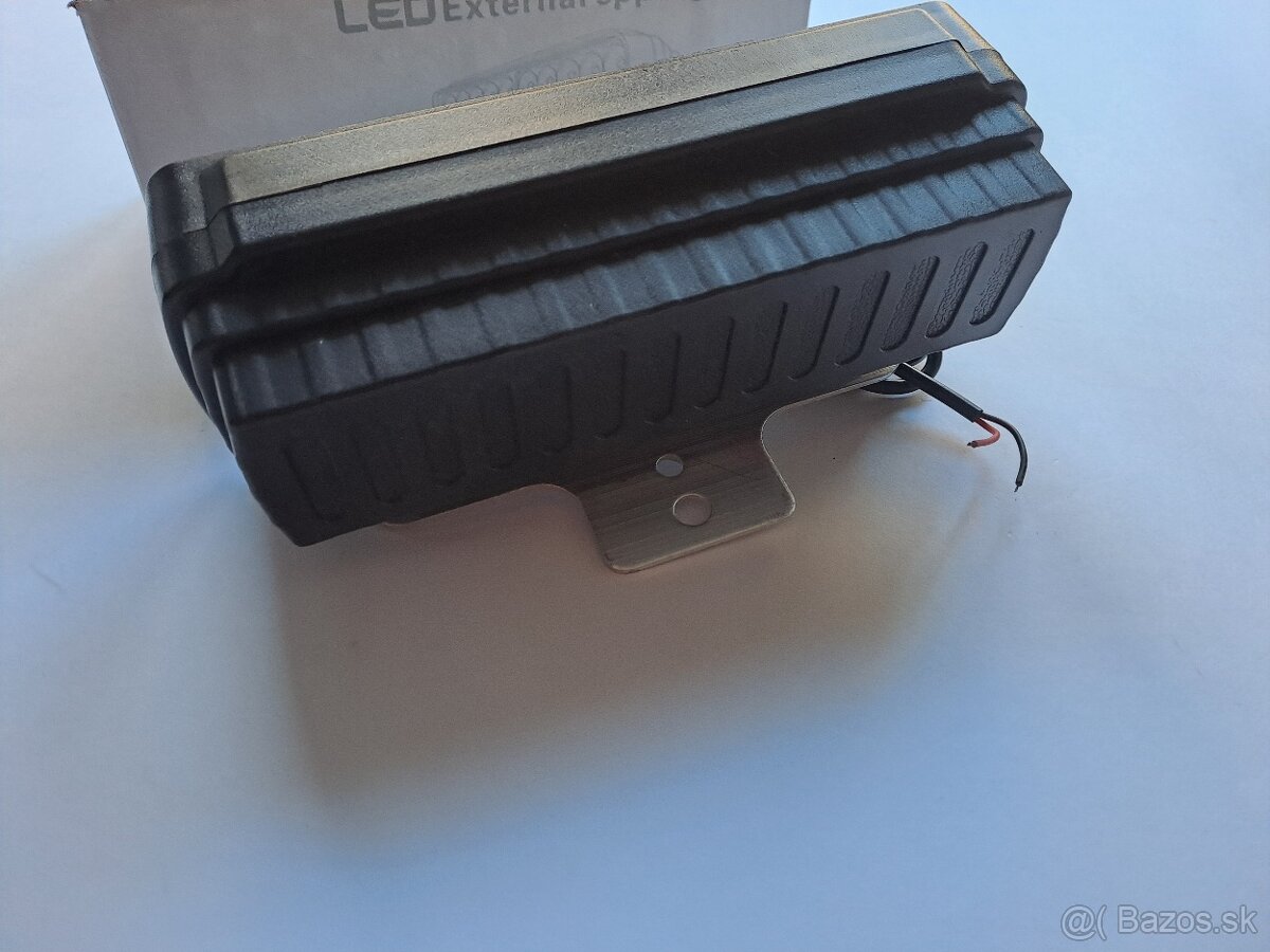 LED pracovné svetlo 60W - šírka až 18cm - 5