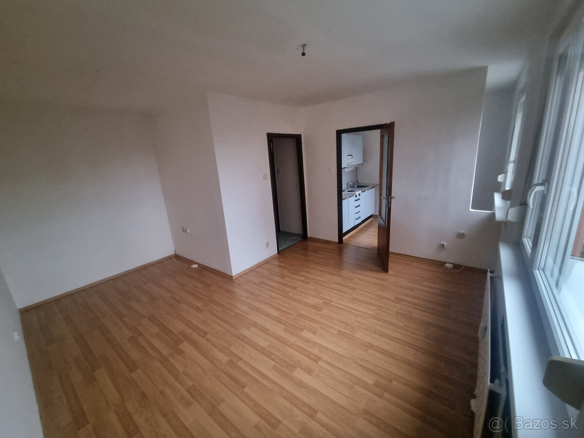 Prenájom 1 izbového bytu v Dunajskej Strede - 5