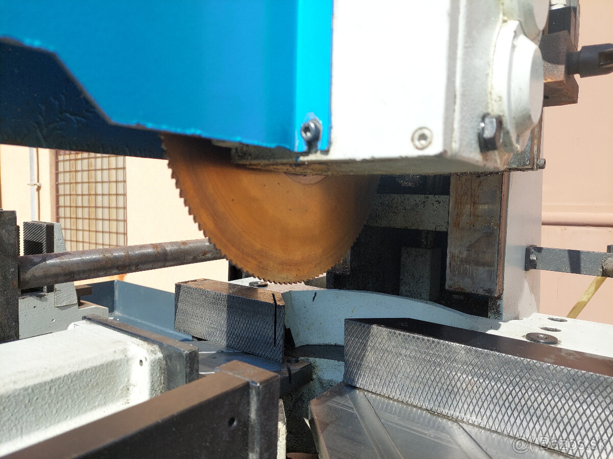 automatická vertikálna kotúčová píla na kov MKS 350 VA - 5