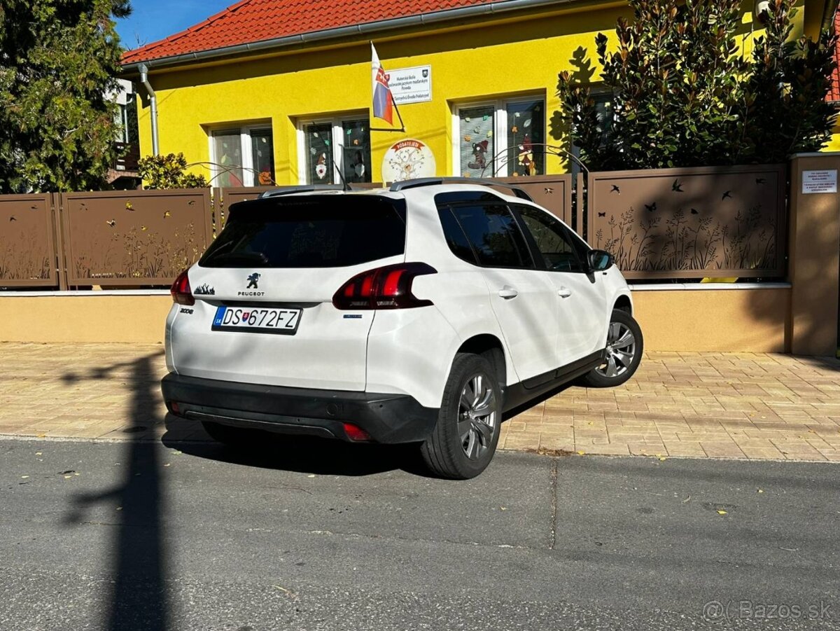 Peugeot 2008 1.2 PureTech Style - 5