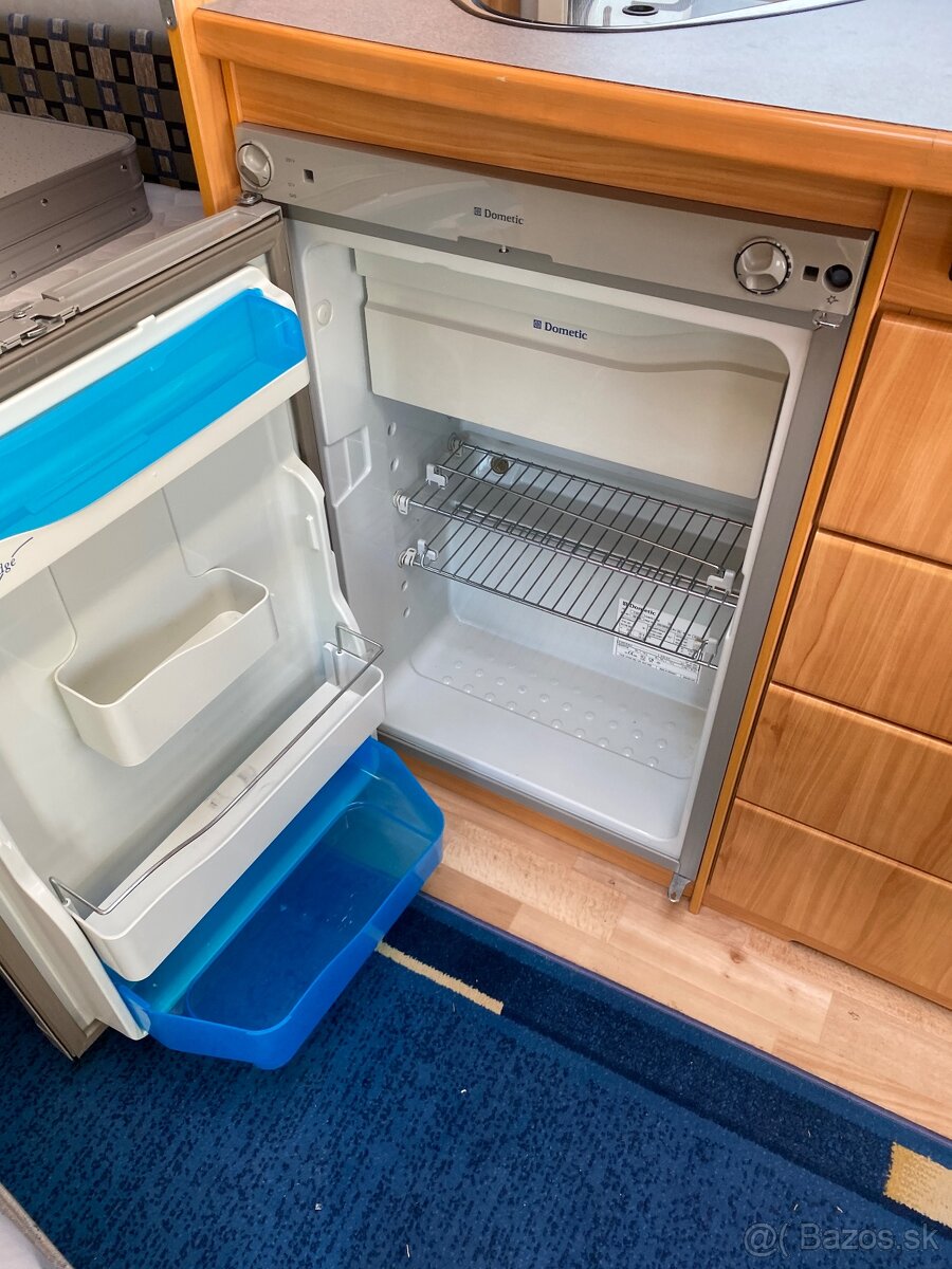 Predám karavan Adria Adora 542 UT - 5