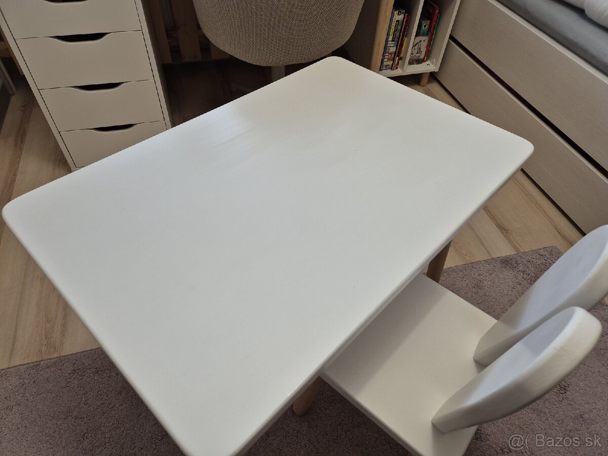 Predám detský stôl so stoličkou - 5