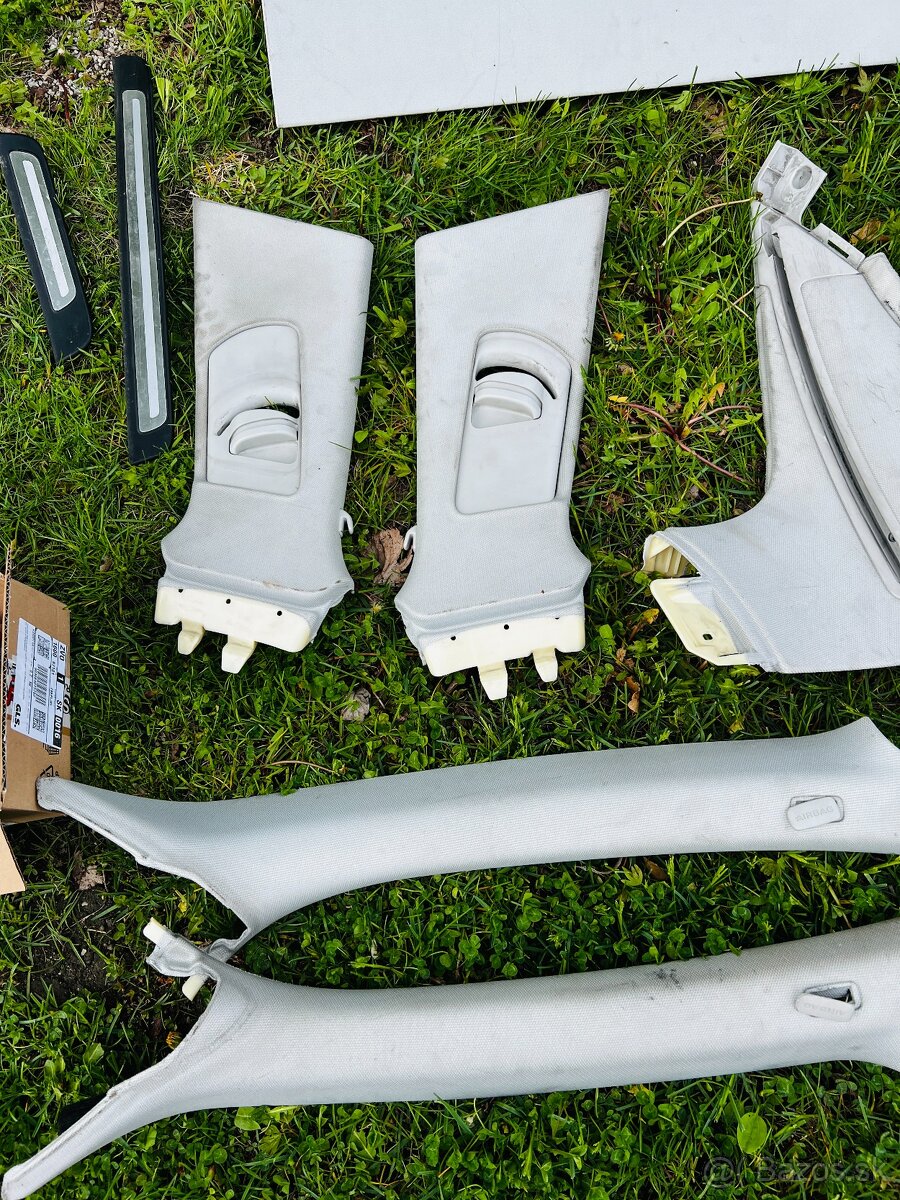 Interiér Audi A4 - B8 - Tapacir, madlá, clonítka, spatné zrk - 5