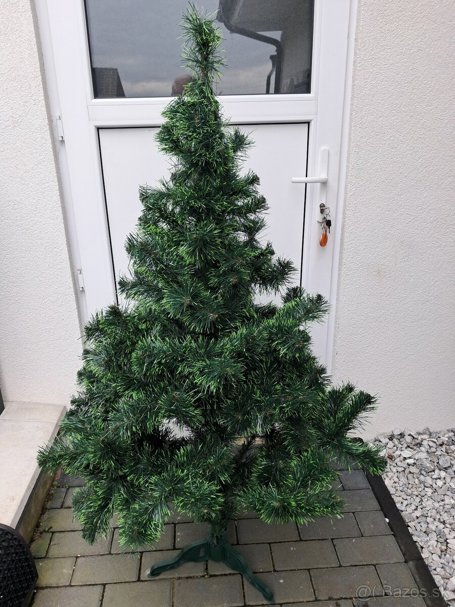 vianocny stromcek + decoracie - 5