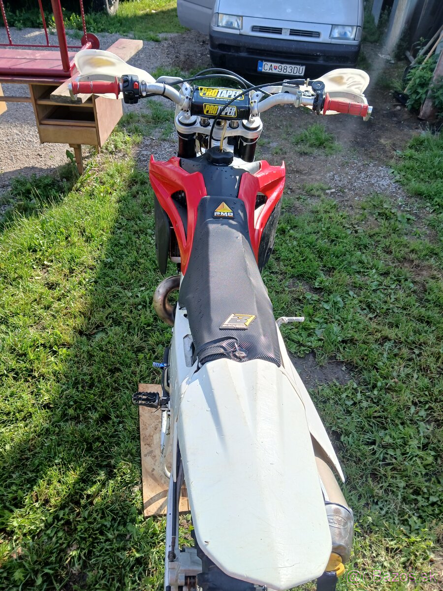 Husqvarna WR250 r.v09