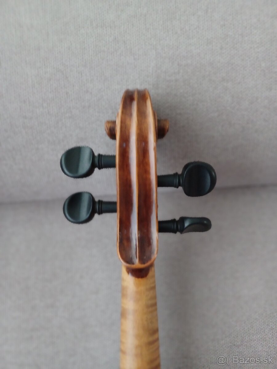 4/4 husle - 5